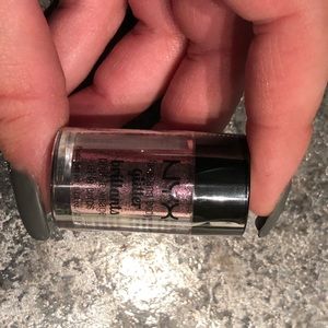 NYX Face and Body Glitter-Rose
